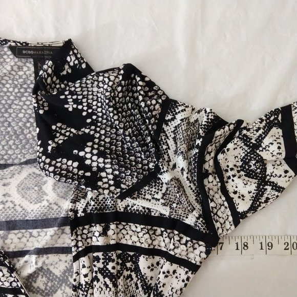 BCBG MAXAZRIA Women's Adele Snake Print Long Sleeve Stretch Wrap Dress Size S - Picture 7 of 10